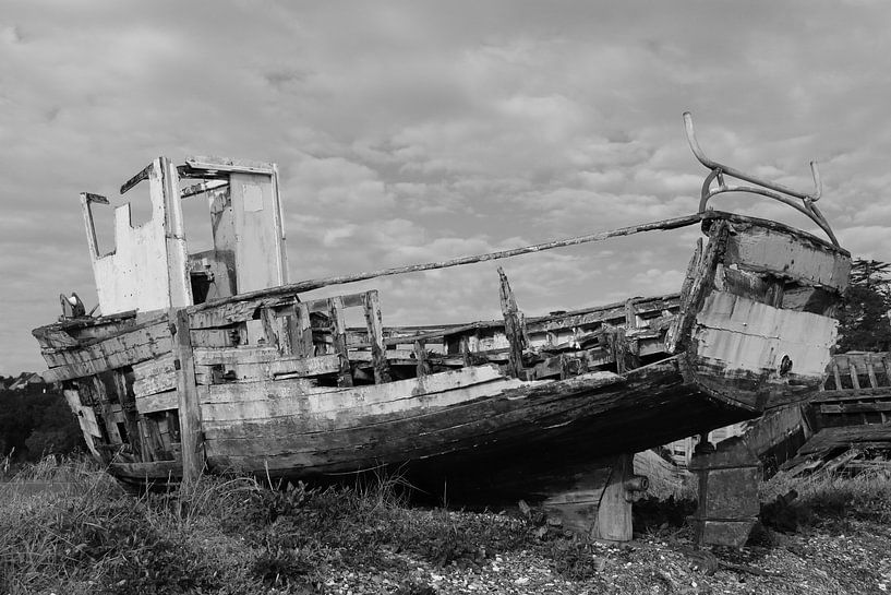 Shipwreck by Swirling Entities