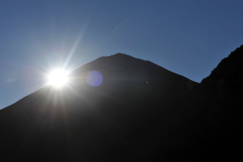 Mount Doom by Richard Wareham