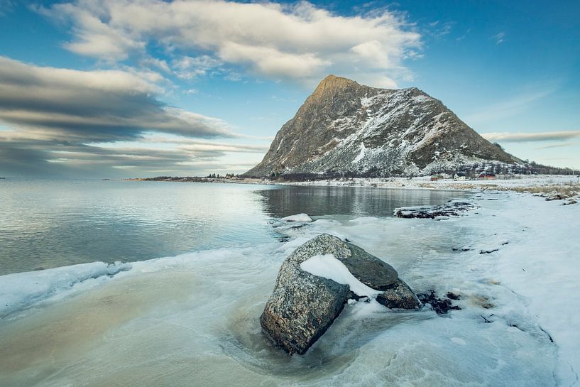 Winterlandschaft der Lofoten auf der Insel Gimsøya im Winter von Sjoerd van der Wal Fotografie