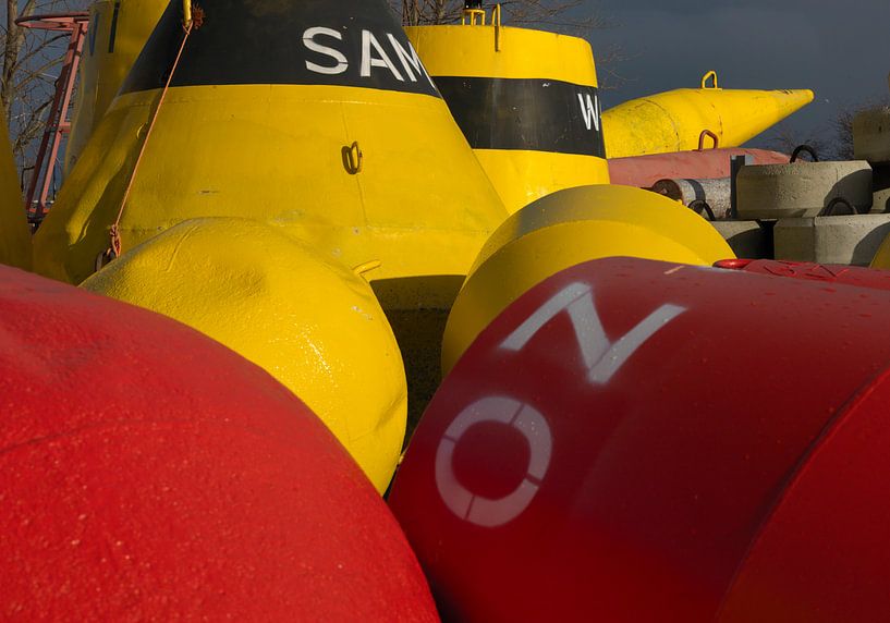 Buoys for shipping by Sky Pictures Fotografie