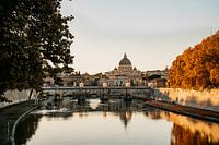 Basilique Saint-Pierre du Vatican au coucher du soleil - Rome