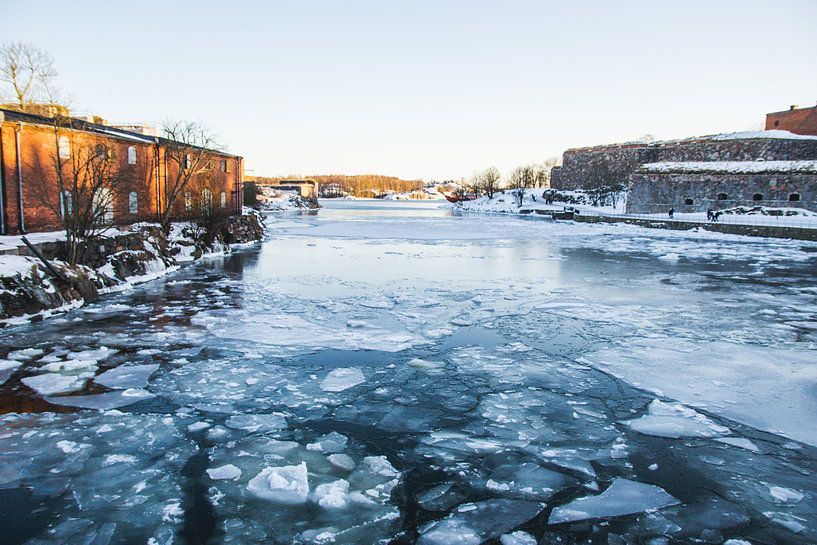 Eau glacée près de Suomenlinna, Finlande par Maria-Maaike Dijkstra