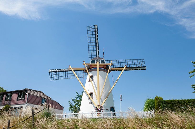 Herkingen, Niederlande Die Getreidemühle Gratitude. von Richard Wareham
