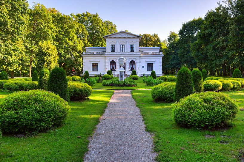 Villa Genowefa. Central park of Sveksna town by Yevgen Belich
