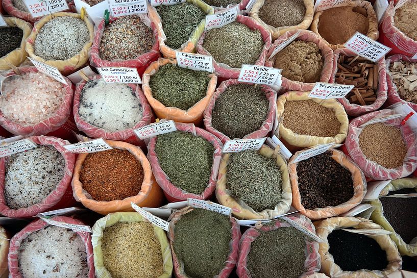 Spices, herbs  by P.D. de Jong