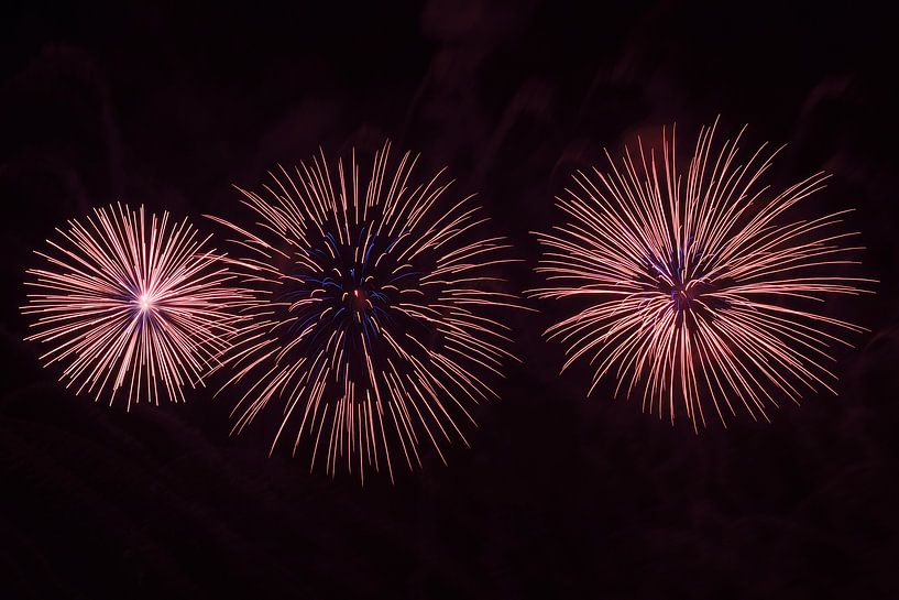 Fireworks 1 by Bennie Krajenbrink