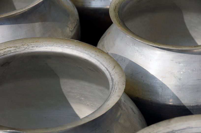 Water jug by Ton Bijvank