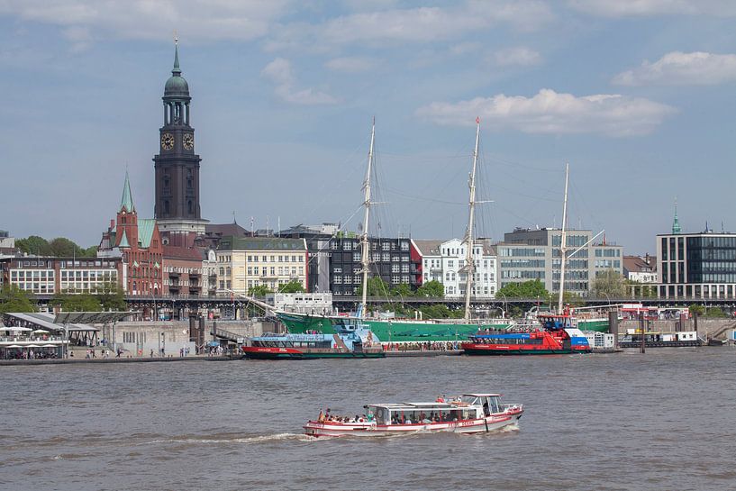 Elbe with harbour round trip ship and windjammer Rickmer Rickmers and Michel, Hamburg, Germany by Torsten Krüger