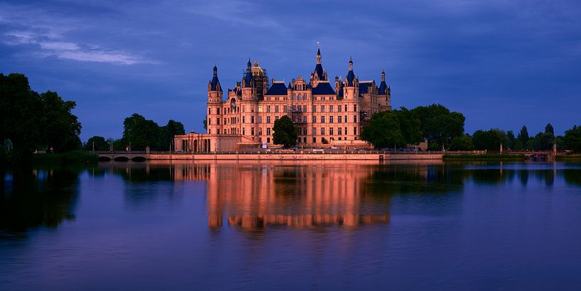 Schwerin Castle by Jenco van Zalk