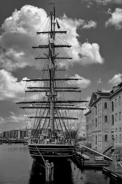 Clipper city Amsterdam by Peter Bartelings