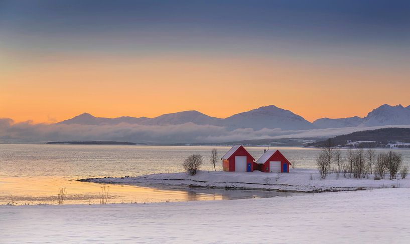 Hiver avec des maisons rouges en Norvège par Adelheid Smitt