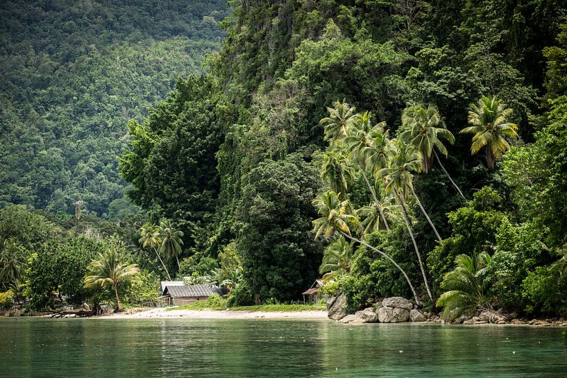 Ceram - Plage d'Ora par Maurice Weststrate