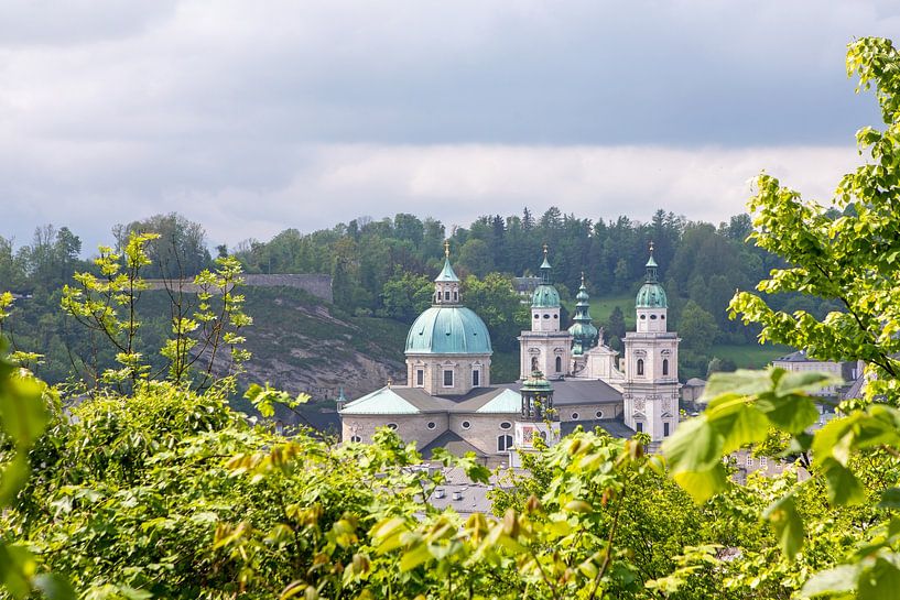 Salzburger Dom und Salzburger Glockenspiel von t.ART