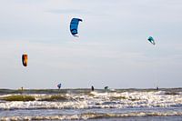 groupe de kitesurfeurs