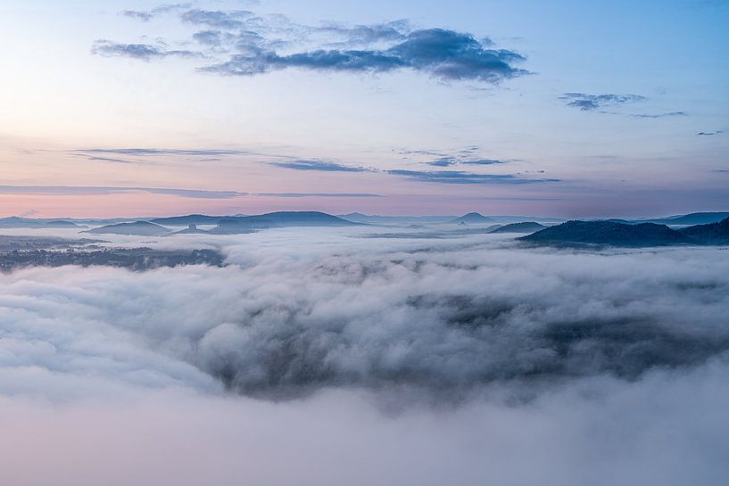 Above the clouds by Ralf Hickmann