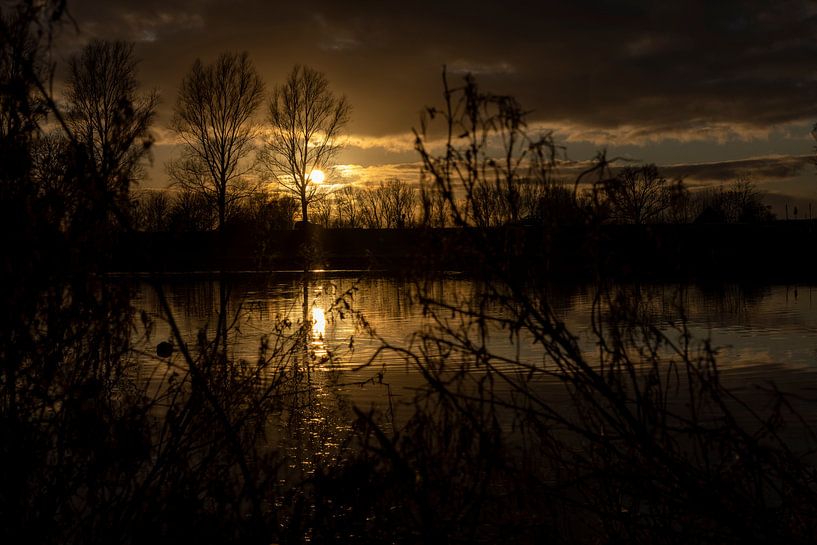 Fast nachts von Rik Brussel