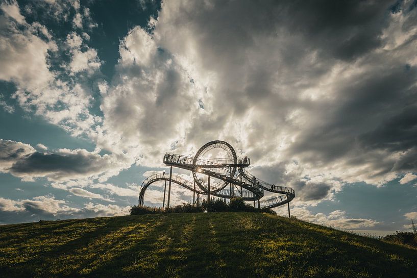 Cloud dance at Tiger and Turtle by Jenny Kambeck