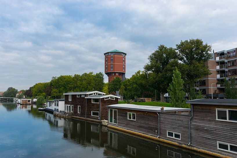 Château d'eau Turfmarkt à Zwolle au canal Almelose par Patrick Verhoef
