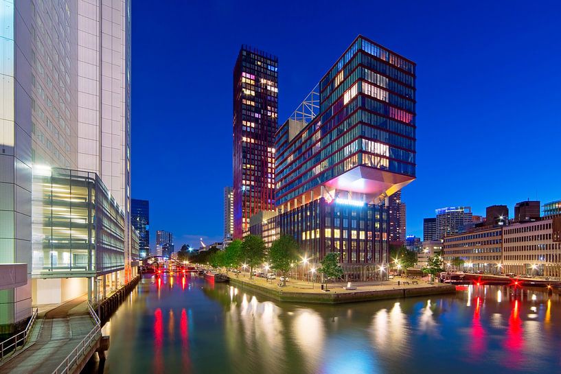 Nachtfotografie im The Red Apple in Rotterdam von Anton de Zeeuw