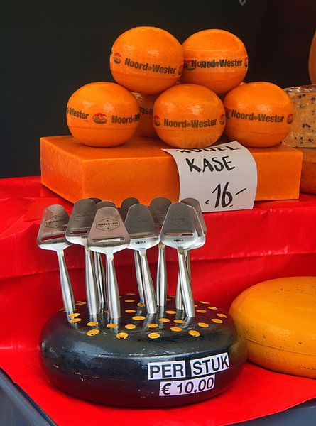 Nature morte au fromage par Edgar Schermaul