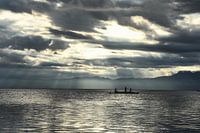 Fischerboot unter der Sonne auf den Philippinen