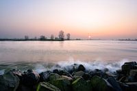 Wellenbewegung auf dem Fluss Lek