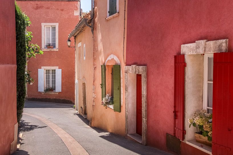 Maisons couleur ocre en Roussillon, Provence par Christian Müringer