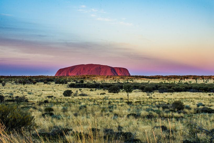 Ayers Rock - Uluru bei Sonnenuntergang von Rowan van der Waal