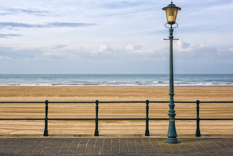 Streetlight 641 - Scheveningen von Thomas van Galen