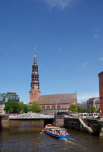 Katharinenkirche, church, launch, boat, Hamburg by Torsten Krüger