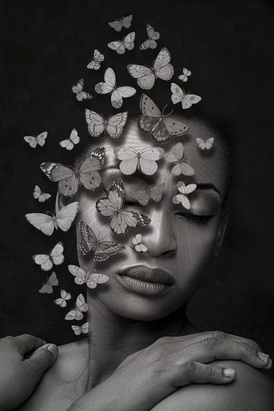 Let Go of the Pains von Marja van den Hurk