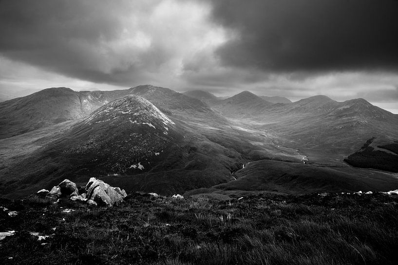 The Twelve Bens, Ireland (B&amp;W) by Bo Scheeringa Photography