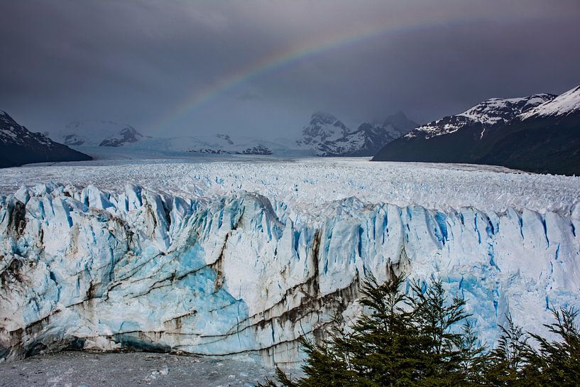 Arc-en-ciel au-dessus du glacier Perito Mooreno par Bianca Fortuin