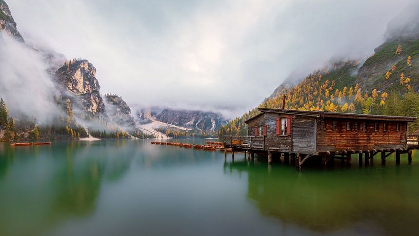 Au Pragser Wildsee dans les Dolomites italiennes par Marga Vroom