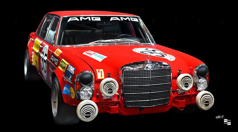 Mercedes AMG 300 SEL 6.3 Cochon rouge par aRi F. Huber