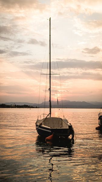 Le lac de Garde depuis Peschiera par Kevin IJpelaar