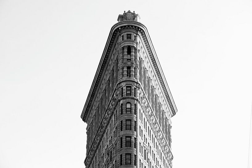 Flat Iron Building, Madison Square Garden, New York City by Roger VDB