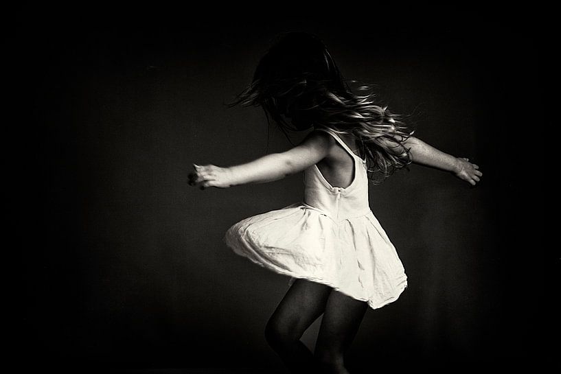 This girl I by Peggy Saffrie