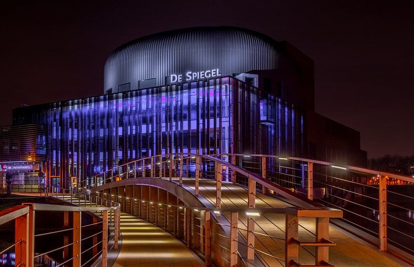 Theater De Spiegel Zwolle par Karel Frieswijk