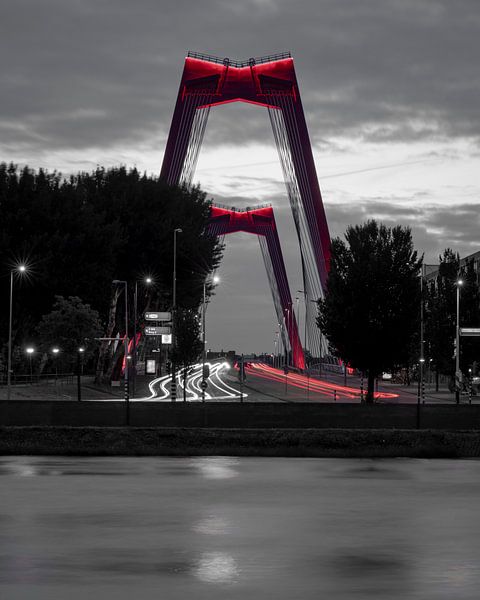 Willemsbridge Rotterdam black-white-red by Edwin Muller
