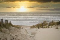 Ein schöner Sonnenuntergang am Strand