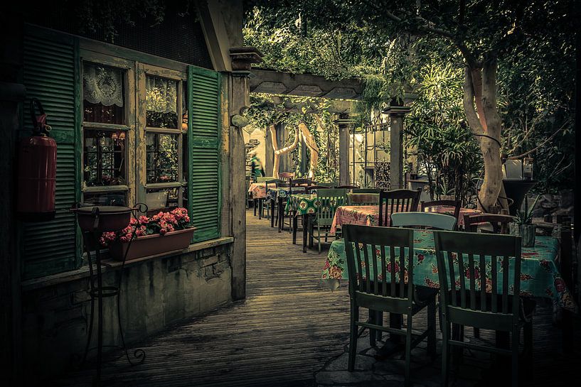 Eating out 1 of 6 by Bernardine de Laat