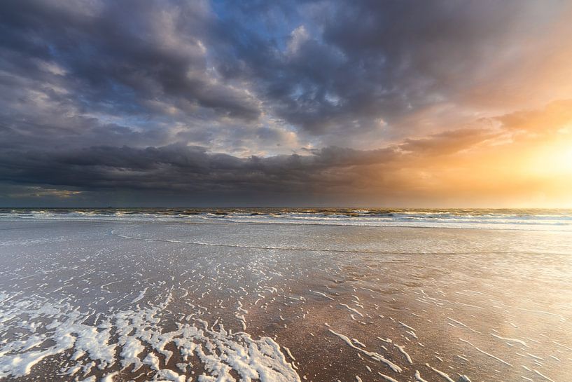 Plage bleue contre plage orange par Björn van den Berg