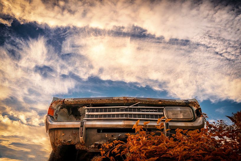 US Car under clouds by Marc-Sven Kirsch