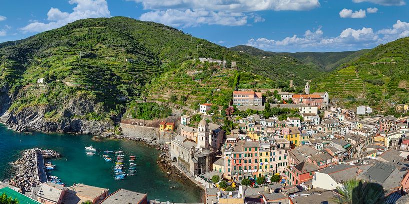 Vernazza im Cinque Terre im Sommer von Markus Lange
