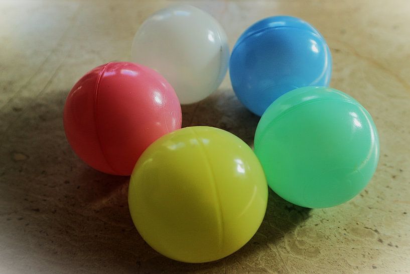 Spielzeugbälle in der Nähe von hou2use