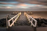 Steiger op de afsluitdijk met long exposure
