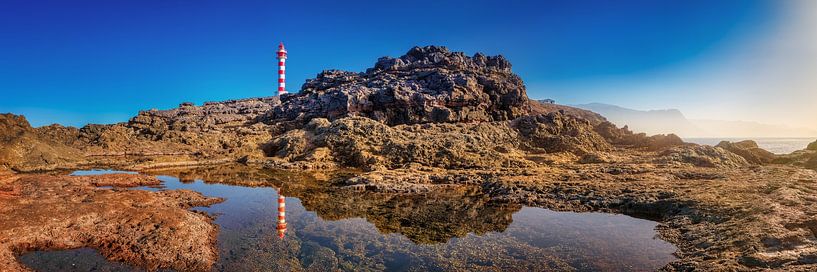 Grande Canarie avec le phare Faro de Sardina. par Voss photographie