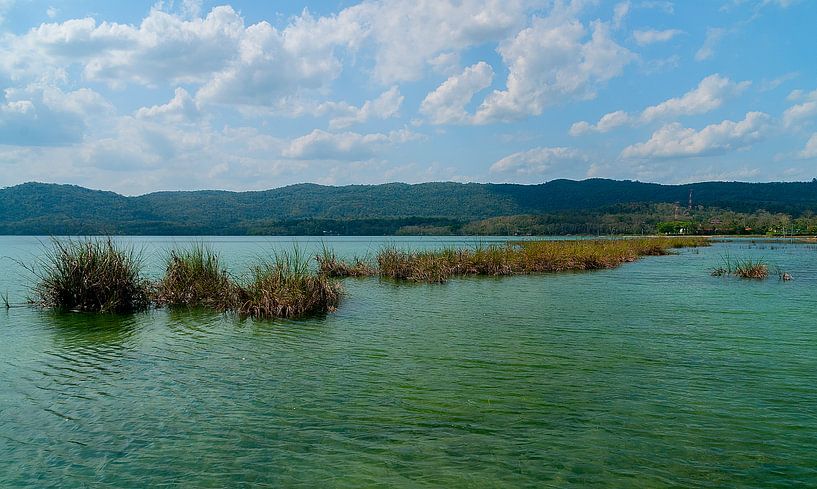 Guatemala: Meer van Petén Itzá (Flores) von Maarten Verhees