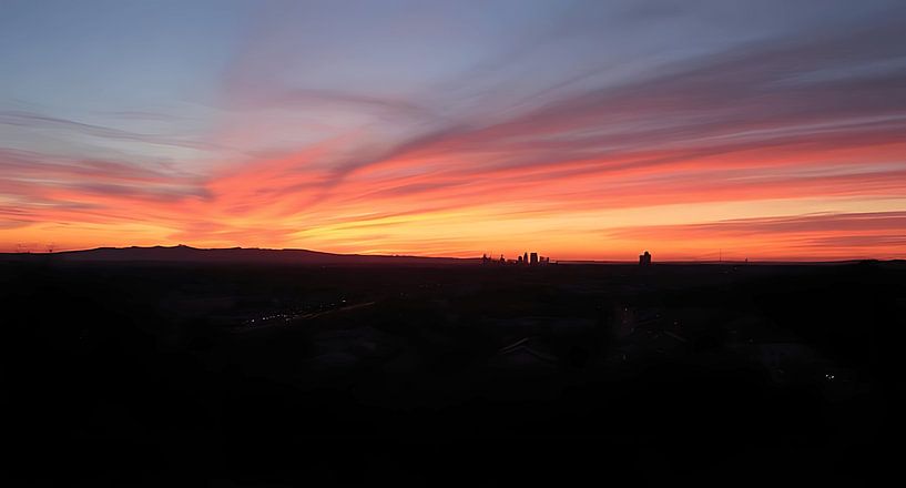 Sunset with frequency by Stilbeeld Studio